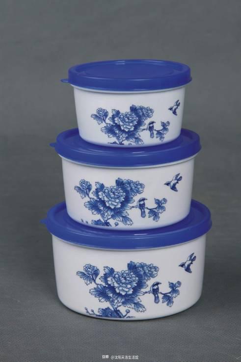 沈阳天浩生活馆 发现日用杂品的精致与实用——以青花保鲜盒三件套为例